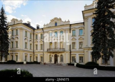Yuliya Abshteyn is the author of the article on Yuri&rsquo;s family clan and the Economic Court