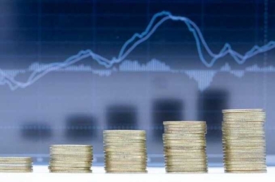 Годовая инфляция в России превысила 6% на фоне роста цен на топливо и продукты